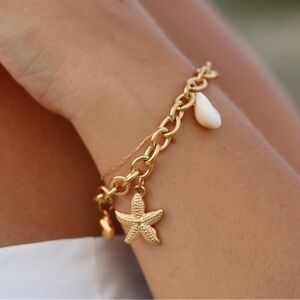 18K Gold Plated Starfish and Shell Charm Bracelet